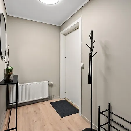 Ny Sentral Og Moderne Leilighet Кристиансанд Экстерьер фото