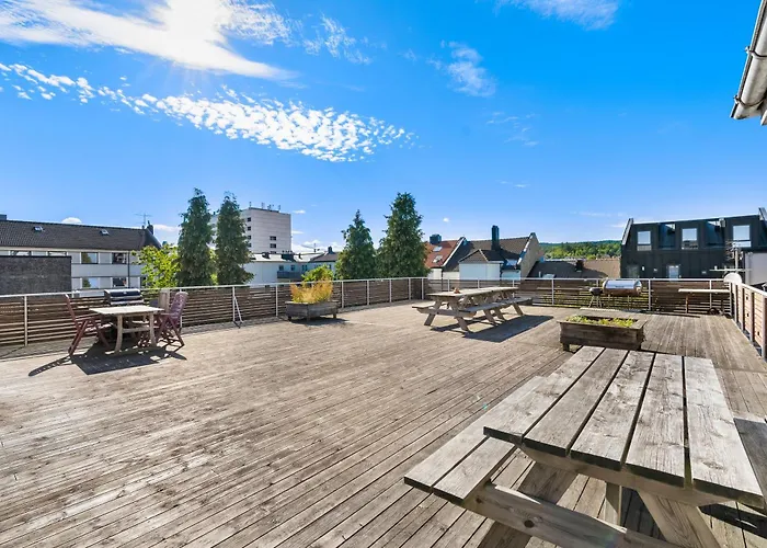 Ny Sentral Og Moderne Leilighet